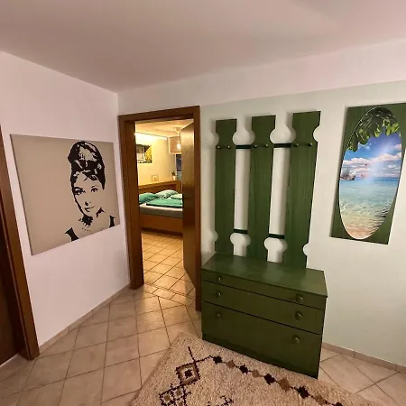 Bobs Basement *
